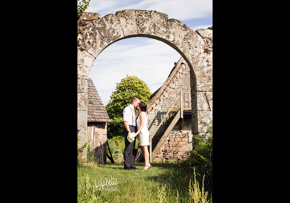 Mariage de Rhue et Flavien au Domaine des Monédières